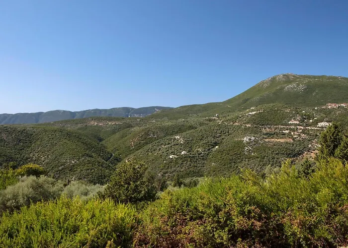 George House Case de vacanță Poros (Lefkada)
